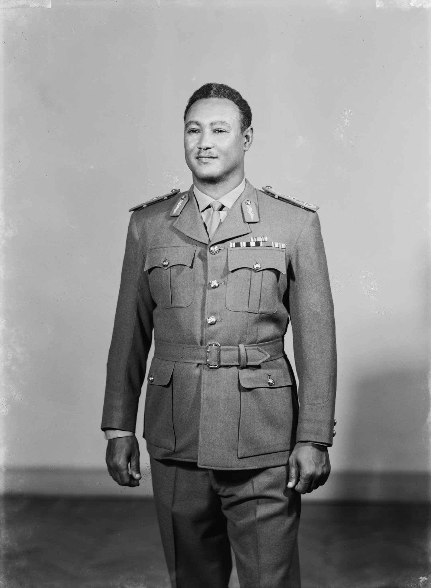 0043ar00136