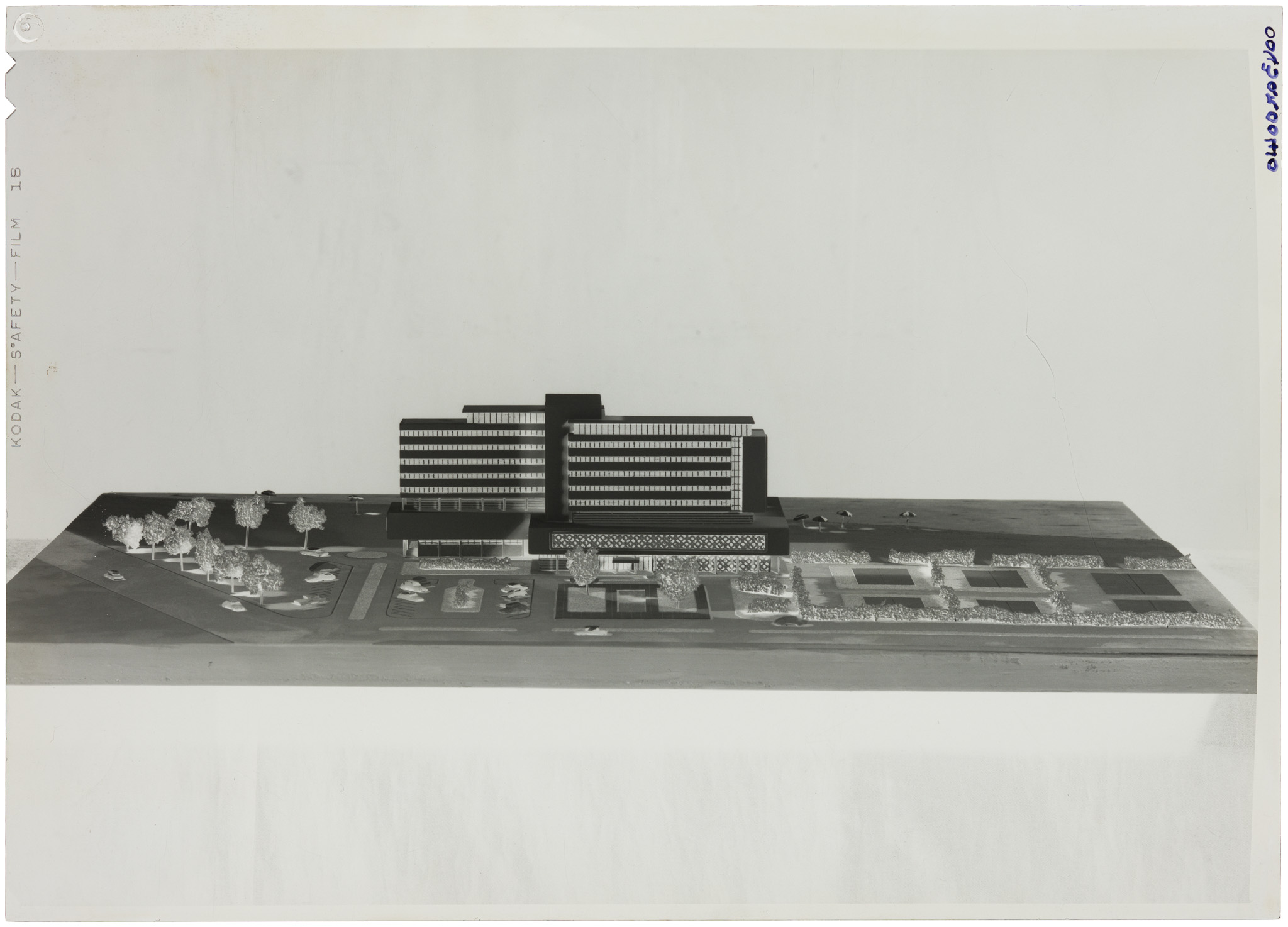 0043ar00410